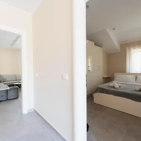Koman_lakeview_apartments Appartement Shkodër